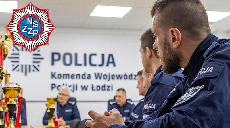 Zdjęcie policjantów podczas zebrania